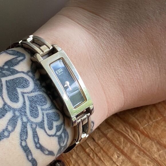 💛 Vintage ESQ By Esquire Silver Woman’s Watch - Picture 4 of 7